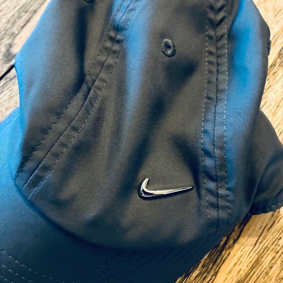 Nike Women’s Athletic Grey Hat One size - Picture 1 of 4